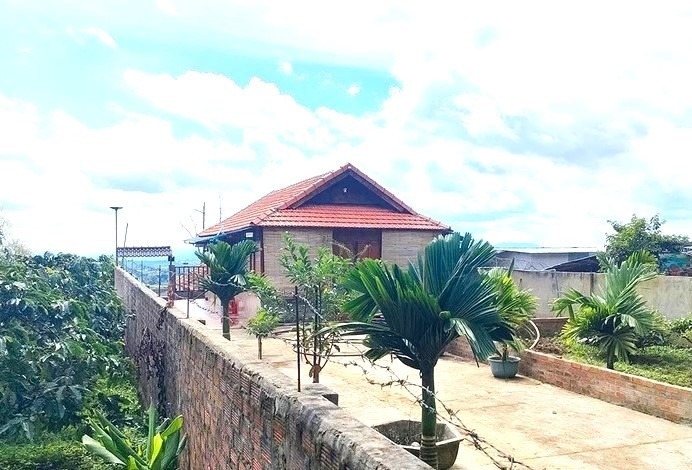 Ngôi nhà của ông Ngô Đức Sơn, nơi tổ chức đánh bạc. Ảnh: VietNamNet