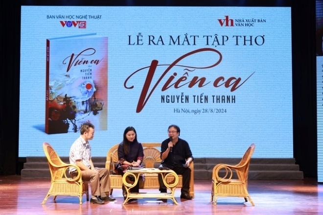 Nhà báo, nhà thơ Nguyễn Tiến Thanh chia sẻ về tập thơ "Viễn ca".