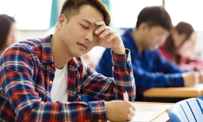 Sinh viên không nên tự ý bỏ học đại học