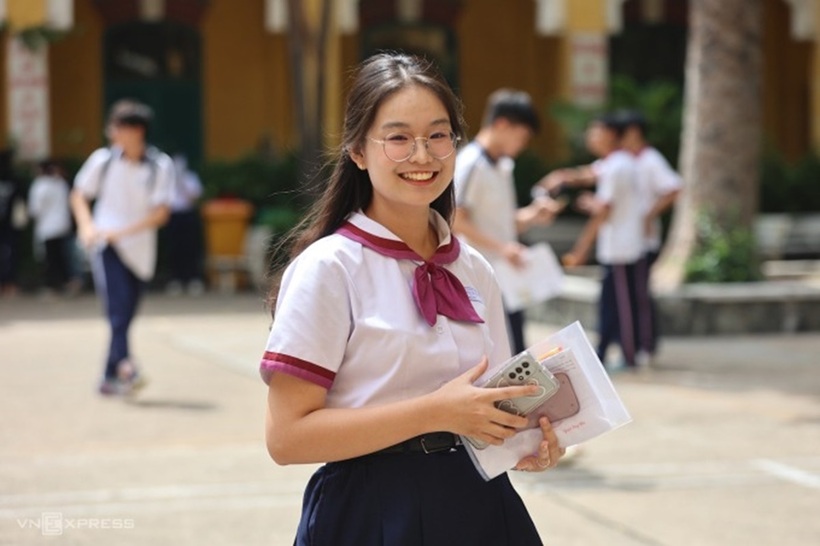 Bộ GD&ĐT vừa mở hệ thống xác nhận nhập học cho thí sinh trúng tuyển đại học và kéo dài thời gian xác nhận đến 17h ngày 31/8. Ảnh Vnexpress.