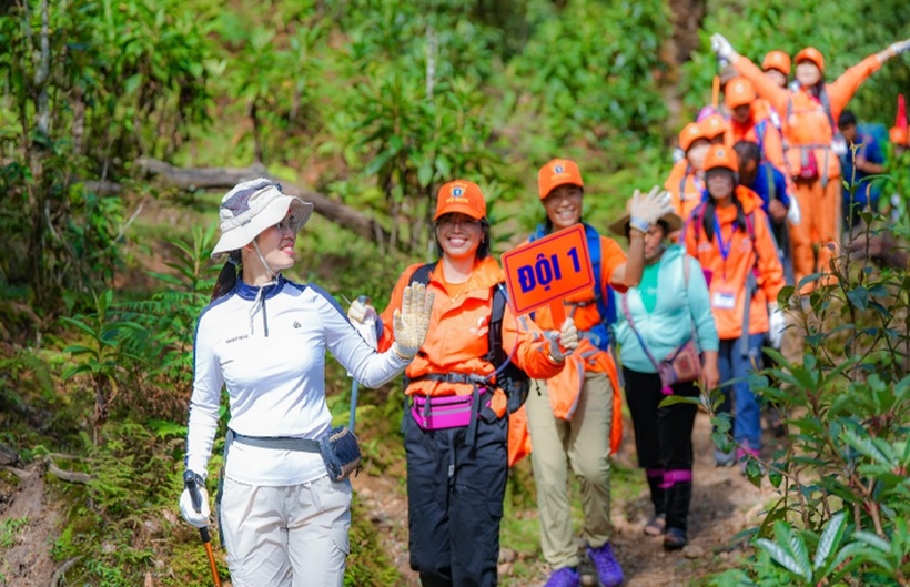 Hành trình leo núi 2 ngày 1 đêm giúp người leo không chỉ biết yêu thương bản thân, ghi nhận chính mình mà còn trở thành phiên bản tuyệt vời hơn.
