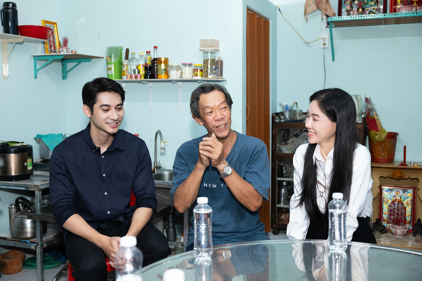 Hình ảnh tại lễ bàn giao nhà tình thương.