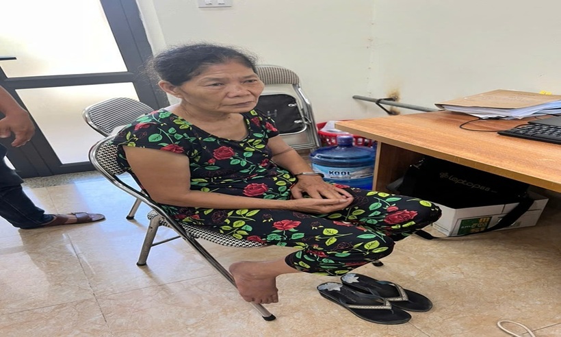 Đối tượng Hoàng Thị Hồng.