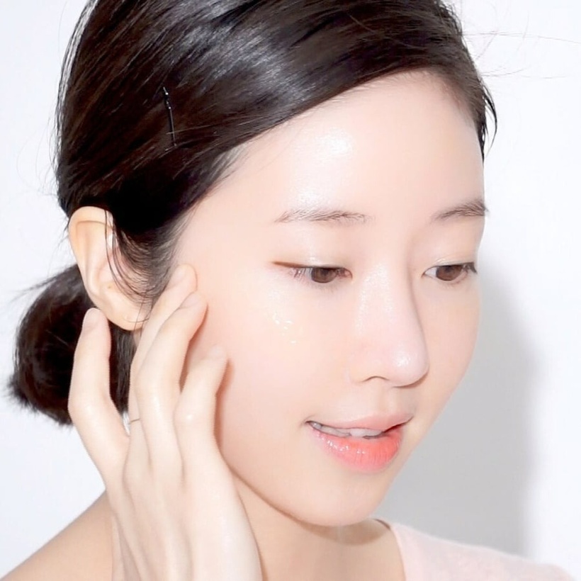 Nếu thận không tốt, mọi người có xu hướng trông già nua, da sẽ trở nên xỉn màu.