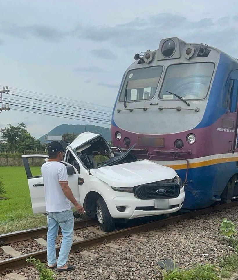 Hiện trường vụ va chạm. Ảnh: Báo Bình Thuận