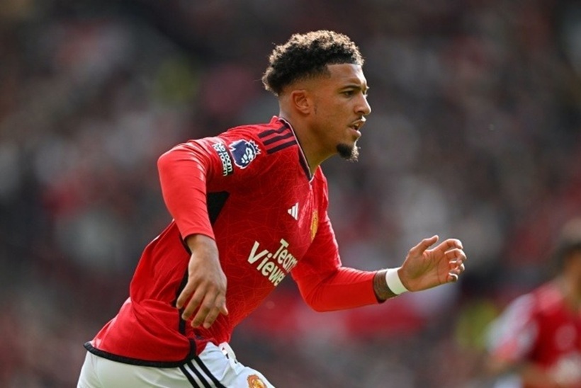 Jadon Sancho cũng đã nói lời chia tay Old Trafford để chuyển đến Chelsea.