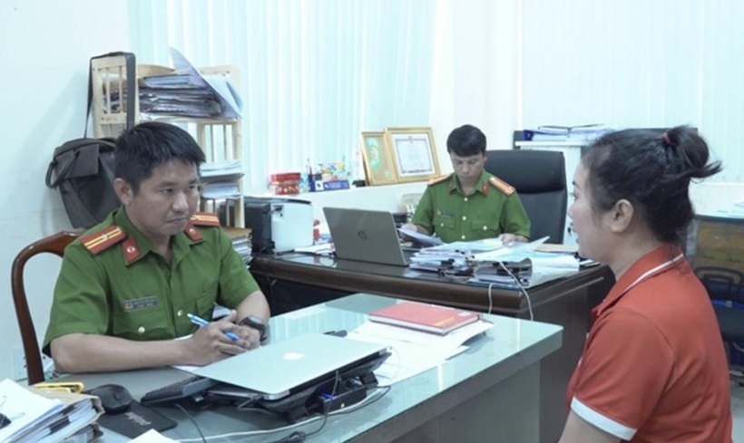 Cơ quan điều tra đang làm việc với Lê Thị Lanh. Ảnh: VTC News