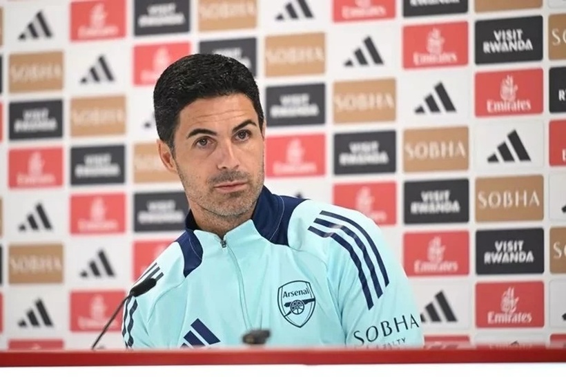HLV Arteta chỉ trích trọng tài Premier League. Ảnh: Getty.