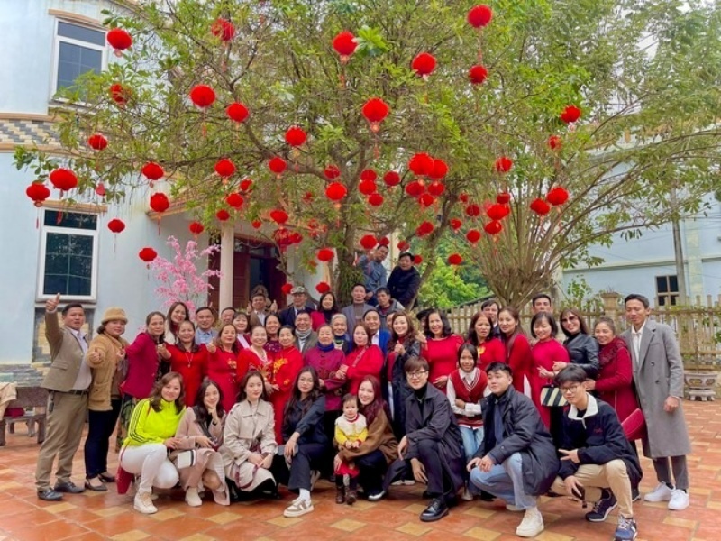 Gia đình Trường có truyền thống tụ tập đông đủ vào sáng mùng 1 Tết Nguyên đán.