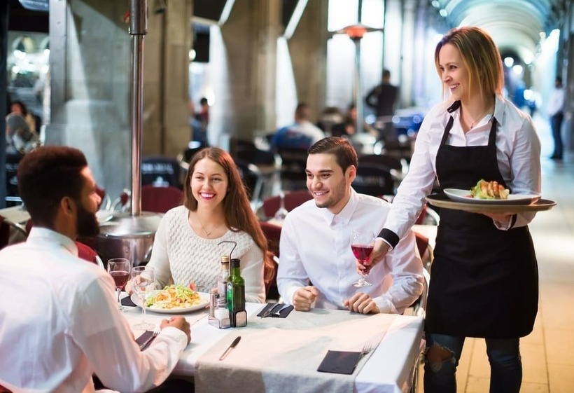Ngành du lịch và khách sạn tại Úc luôn có sức hút mạnh mẽ nhờ vào sự phát triển của ngành công nghiệp du lịch.