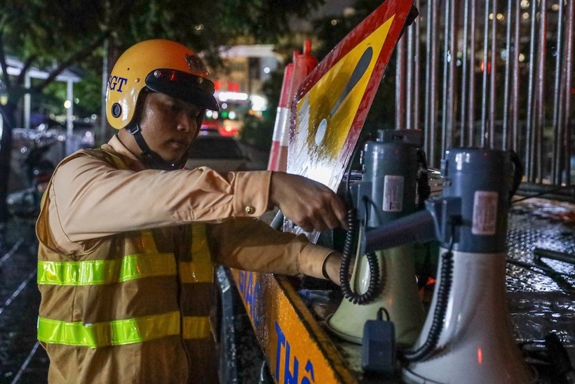 CSGT Hà Nội sẵn sàng ứng phó siêu bão số 3 - 5