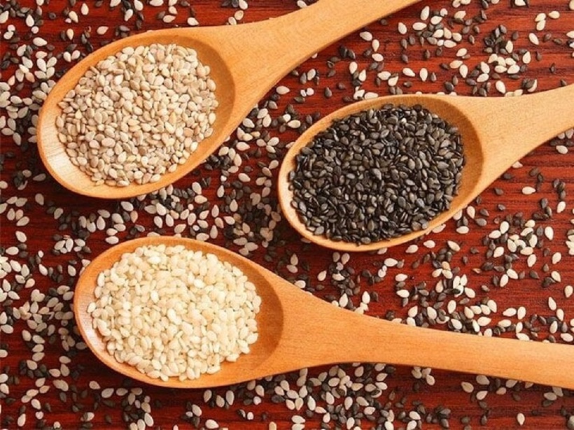 Hạt vừng không chỉ là một nguyên liệu phổ biến trong ẩm thực mà còn là một "siêu thực phẩm" với nhiều công dụng tuyệt vời cho sức khỏe.