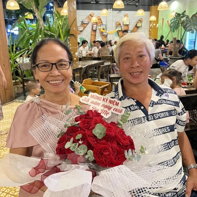 Bố và mẹ của Diệu Y. Ảnh: Báo Dân trí.