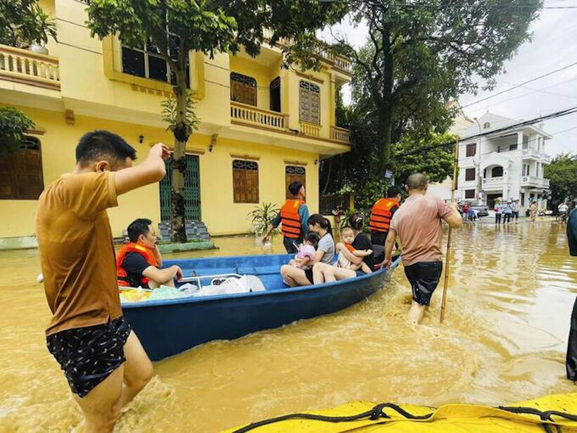 Lũ trên sông Cầu dâng cao kỷ lục, người dân Thái Nguyên lên mạng kêu cứu - 7