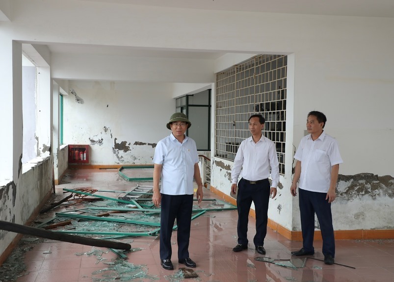 Agribank tổ chức các đoàn công tác nắm bắt tình hình, khắc phục thiệt hại cơn bão số 3 - 3