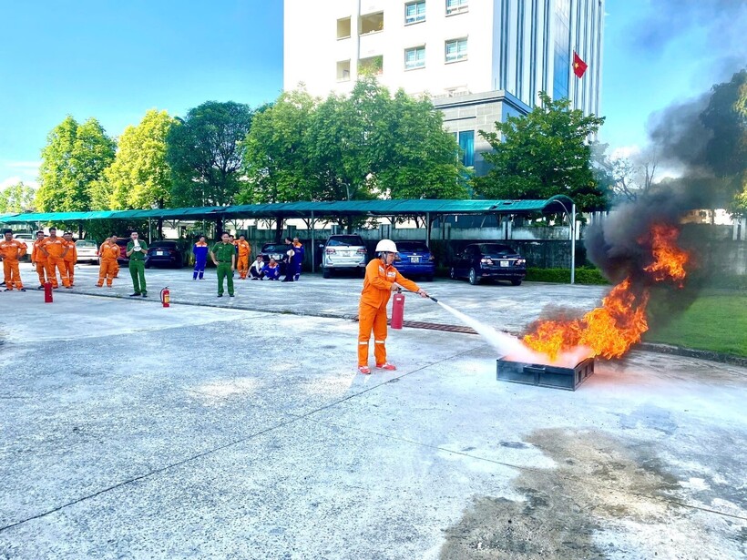 Tập huấn kỹ năng cơ bản trong công tác PCCC&CNCH