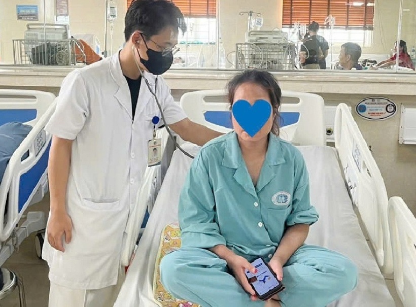 Sau khi được điều trị, người phụ nữ 38 tuổi mắc huyết khối tĩnh mạch não đã phục hồi. Ảnh: Bệnh viện Đa khoa tỉnh Phú Thọ