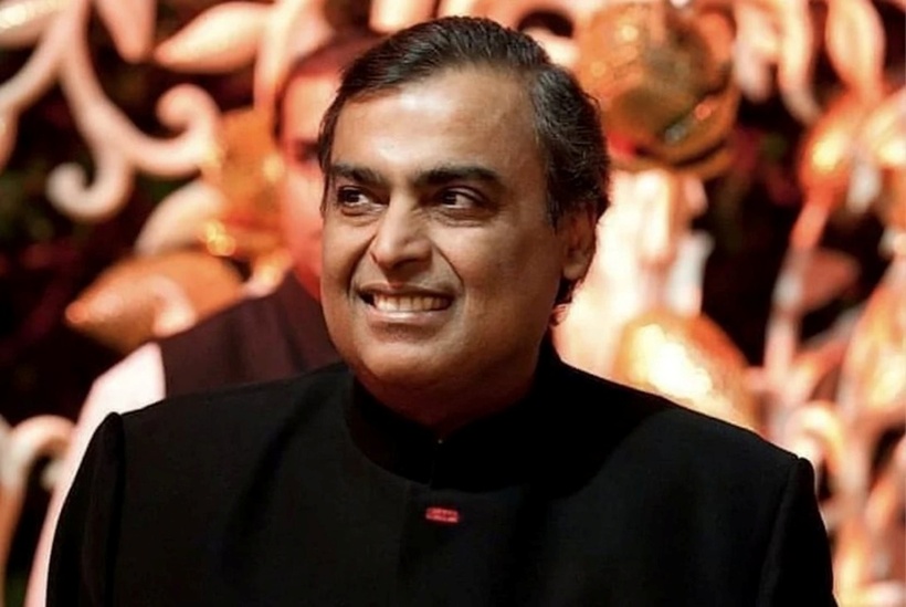 Tỷ phú giàu nhất Ấn Độ Mukesh Ambani. Ảnh: Instagram