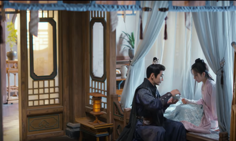 Đích thân Bùi Diễm chăm sóc cho Giang Tả.
