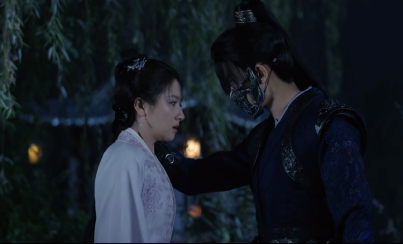 Vừa rời khỏi phủ Bùi Diễm, Giang Tả lập tức chạm mặt Vệ Chiêu.