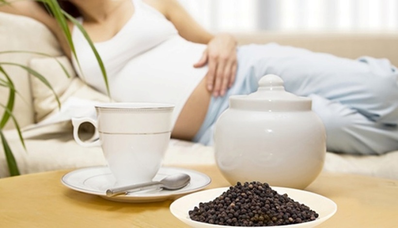Hạt tiêu không chỉ là một loại gia vị thơm ngon mà còn là một trợ thủ đắc lực trong hành trình giảm mỡ bụng của bạn.