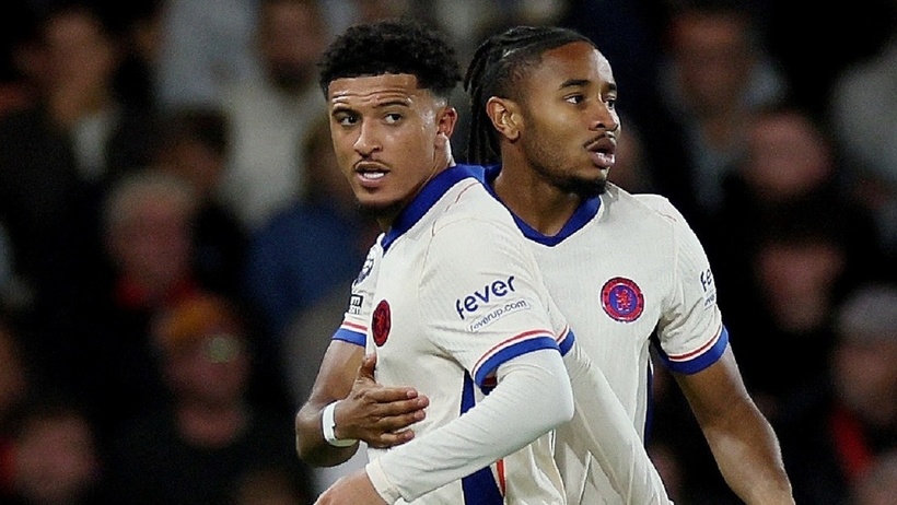 Sancho góp dấu giày giúp Chelsea chiến thắng. Ảnh: Reuters