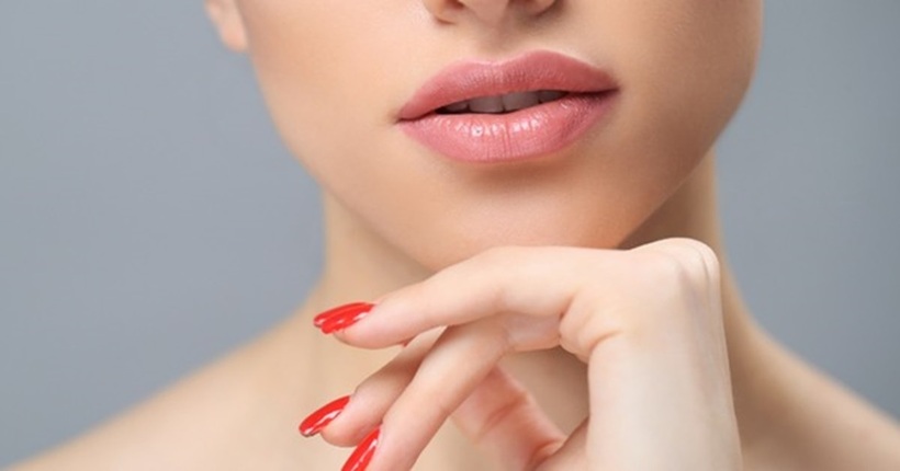 Đôi môi căng mọng, quyến rũ luôn là niềm ao ước của mọi cô gái.