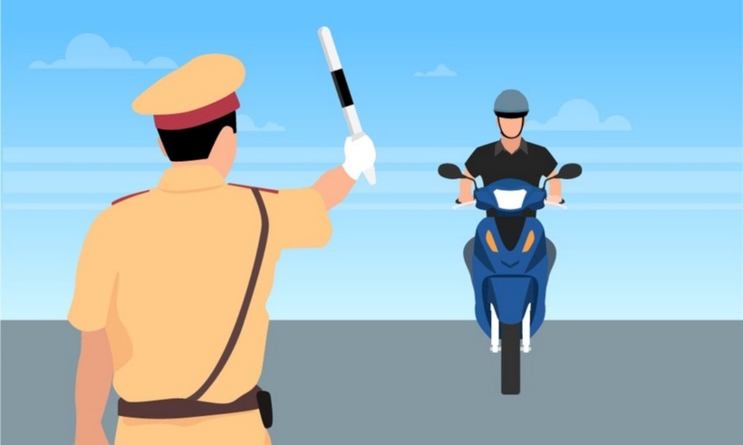 Việc tước quyền sử dụng giấy phép lái xe vẫn được áp dụng đối với phạt nguội theo quy định ở Nghị định số 100/2019/NĐ-CP. Ảnh minh họa