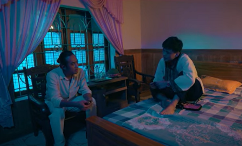 Hồng tiếp tục mua thông tin từ Lý "toét".