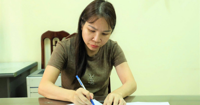 Nguyễn Thị Nhung tại cơ quan điều tra.