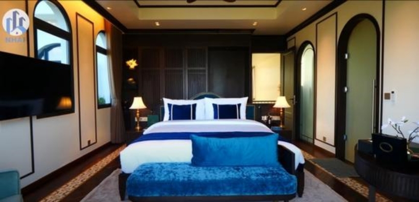 Không gian kiến trúc Ý kết hợp với phong cách Hội An cổ giúp cho chủ nhân hoàn toàn cảm nhận được vẻ đẹp đặc trưng của thành phố trong chính căn nhà mình đang sống. Ảnh: NhaF