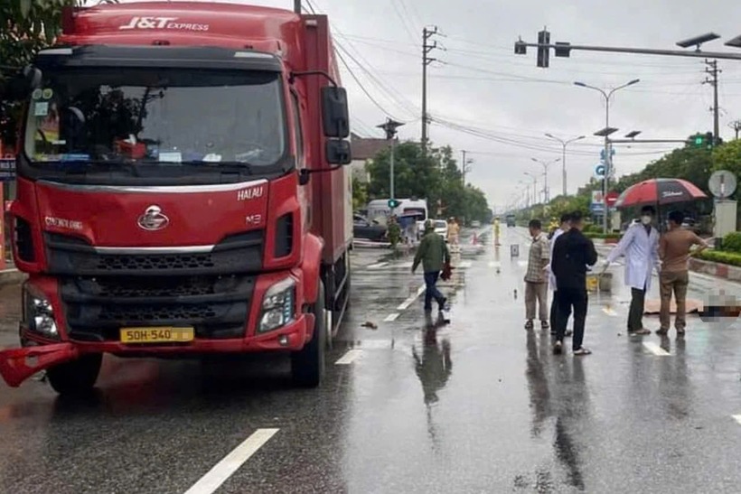 Hiện trường vụ tai nạn giao thông ở Hà Tĩnh. Ảnh: Vietnamnet