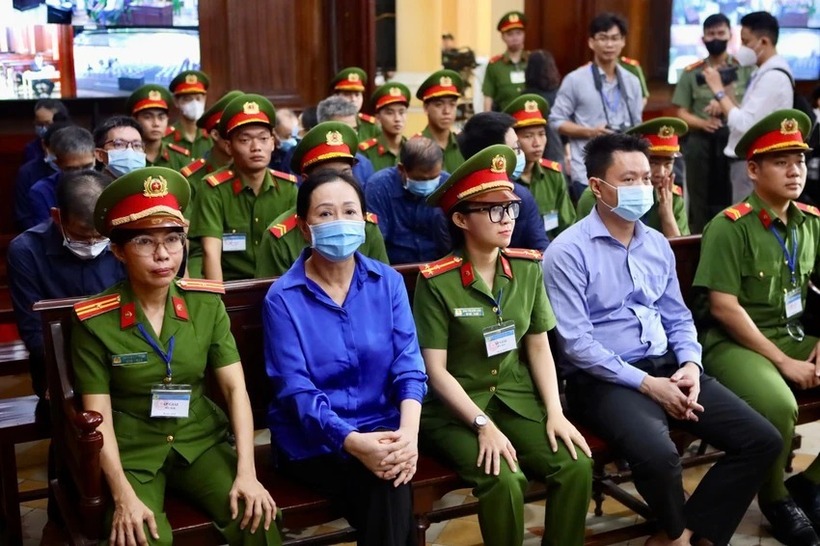 Các bị cáo tại phiên tòa. Ảnh: PLO