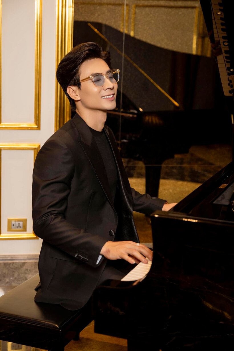 Mai Tuấn Anh: Quán Quân Ngôi Sao Người Mẫu Việt Nam 2014, Giải Vàng Siêu Mẫu Việt Nam 2015, Á Vương 3 Manhunt International 2018.