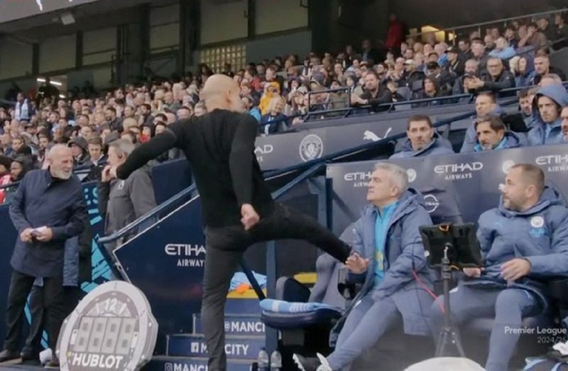 Pep Guardiola tỏ rõ sự giận dữ. Ảnh cắt từ clip