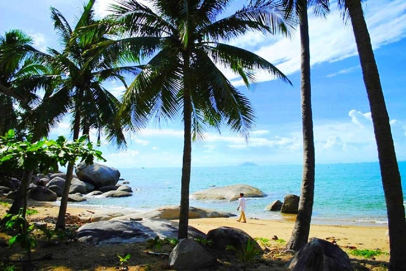 Hòn Tre là địa điểm lý tưởng để bạn thư giãn và tận hưởng không khí trong lành.