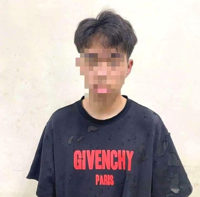 Đinh Tiến M. đi xe máy đâm vào Thiếu tá CSGT khiến nạn nhân bị thương nặng. Ảnh: Sức khoẻ & Đời sống