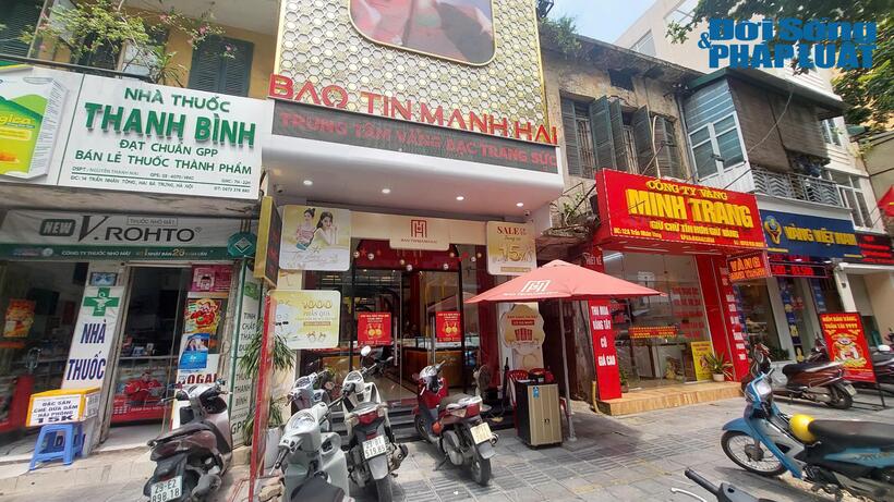 Cửa hàng của thương hiệu Bảo Tín Mạnh Hải nhận đặt trước vàng với số lượng tối thiểu là 1 cây.