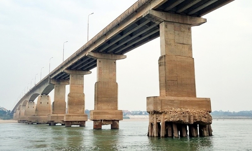 Cầu Trung Hà