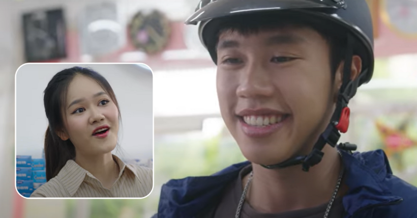 Cậu hạnh phúc thừa nhận mua quà cho người thương.