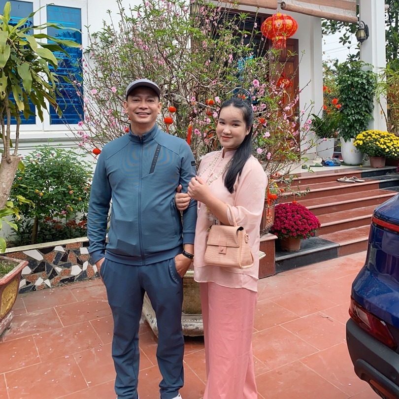 Năm 2022, cặp đôi chào đón con gái đầu lòng, thêm sợi dây kết nối tình cảm của họ. Ảnh: Vietnamnet.