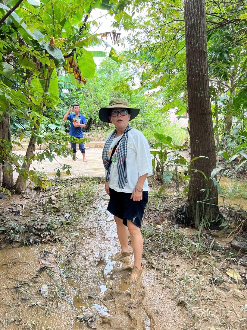 Quỹ Trăng Khuyết cùng Hội Người Cao Tuổi TP.HCM thăm hỏi, tặng quà cho bà con miền Bắc sau bão Yagi - 1