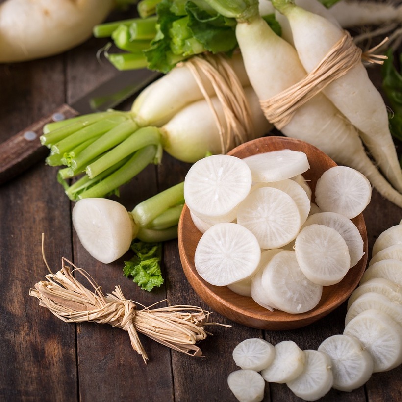 Củ cải rất tốt cho sức khỏe nhờ chứa nhiều thành phần dinh dưỡng phong phú như vitamin B, C và các loại khoáng chất.