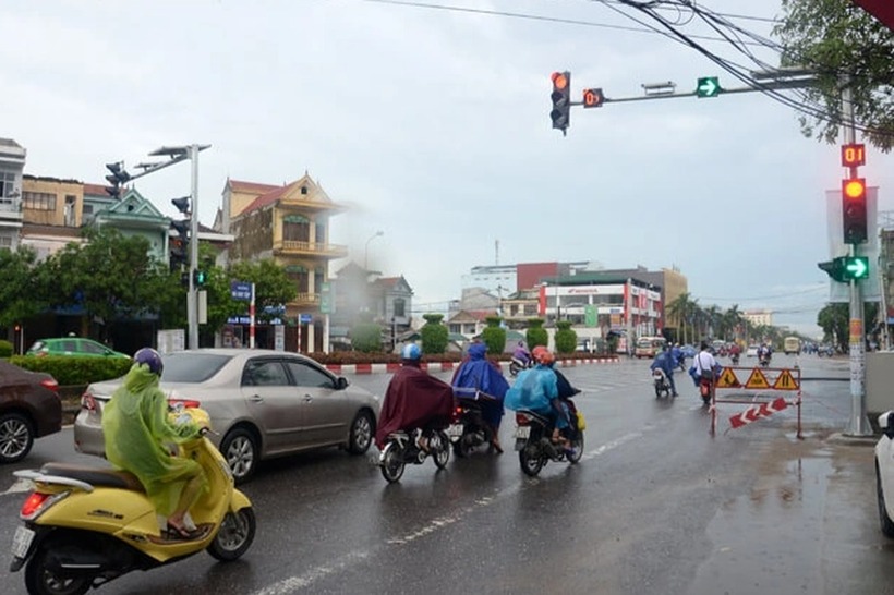 Việc đi thẳng ở làn dành cho xe rẽ phải là một hành vi vi phạm luật giao thông. Ảnh minh họa