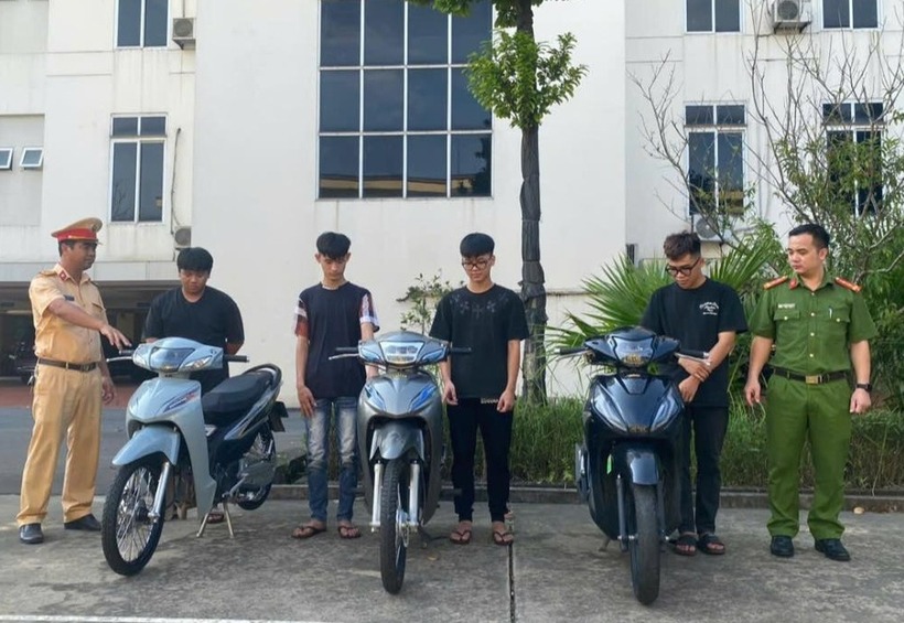 Một số đối tượng tại cơ quan công an. Ảnh: Báo Dân trí.