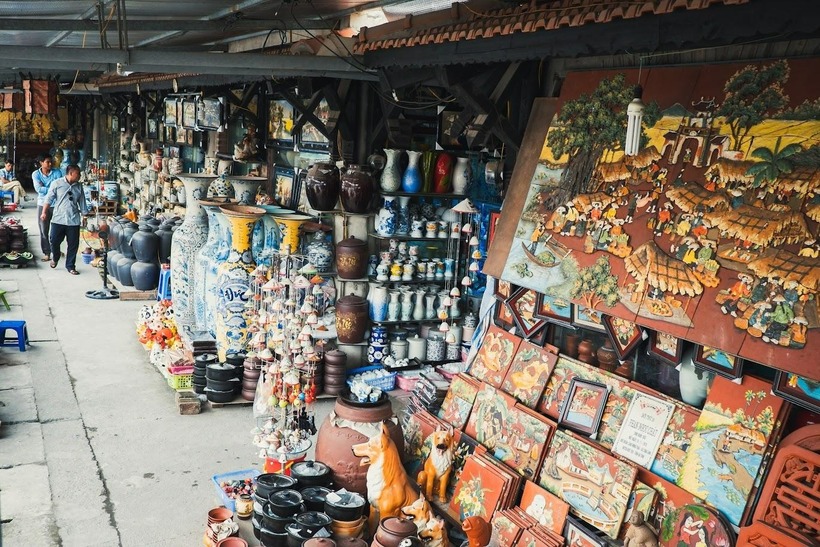 Trước khi mua, hãy kiểm tra xem sản phẩm có bị nứt, mẻ hay không.