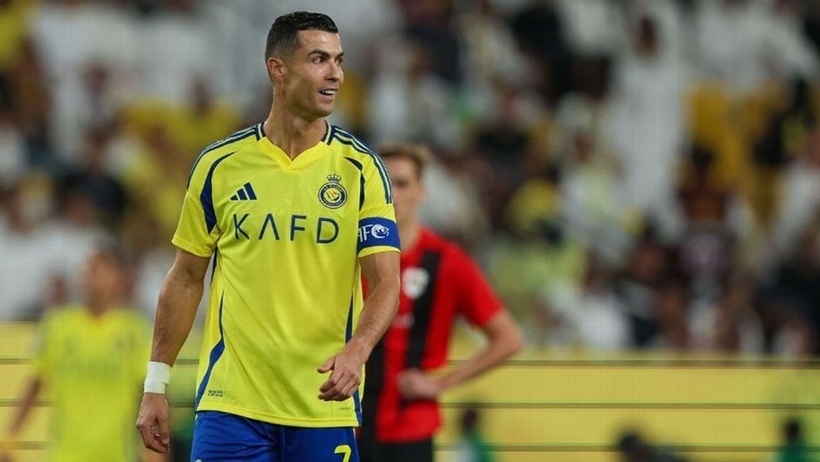 Kết quả bóng đá hôm nay ngày 1/10: CAHN thắng nhọc, Ronaldo giúp Al Nassr vượt khó. Ảnh: Getty.