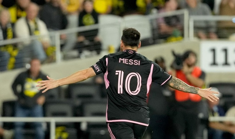 Messi lập cú đúp trong 5 phút. Ảnh: ZNews