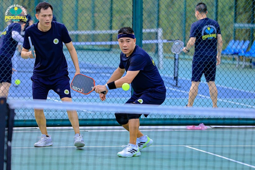 Hình ảnh thành viên CLB Pickleball Vinhomes Riverside.