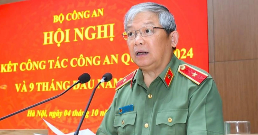 Thiếu tướng Hoàng Anh Tuyên .